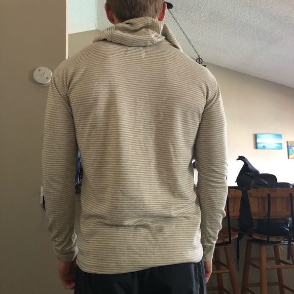 SOLD BURTON Dryride 1/4 button hoodie - Picture 2 of 4